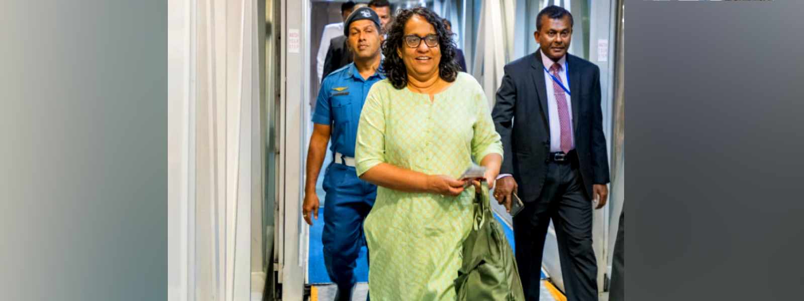 අගමැතිනිය නිල සංචාරයකට පිලිපීනය බලා පිටත් වෙයි..